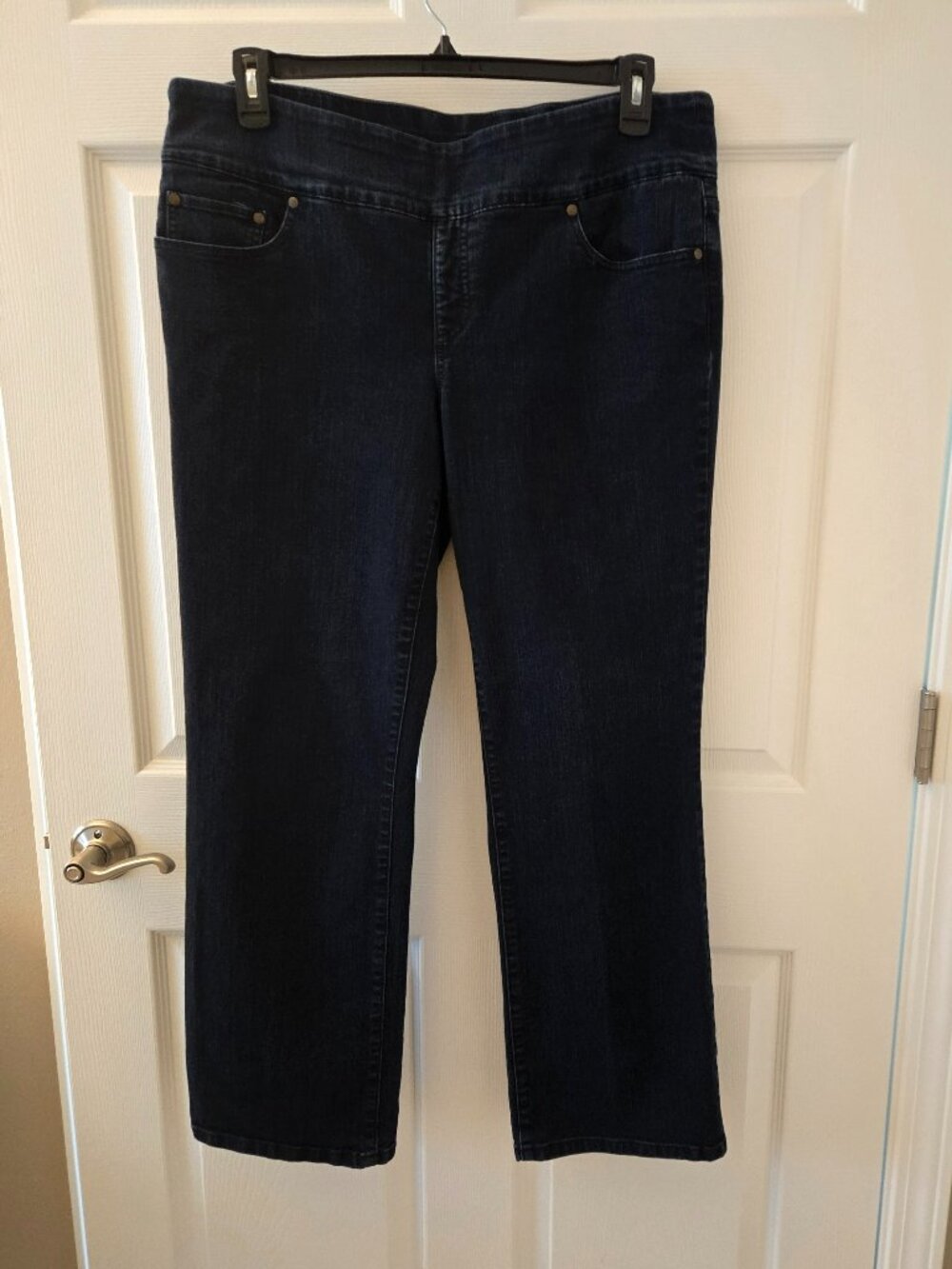 Christopher & Banks Signature Slimming pull-on denim jean size 14